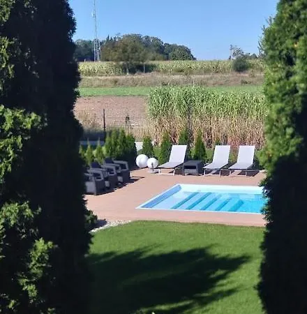 Vakantiehuis Garden Zielonki 14e