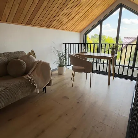 Semesterbostad Garden Zielonki 14e Bibice