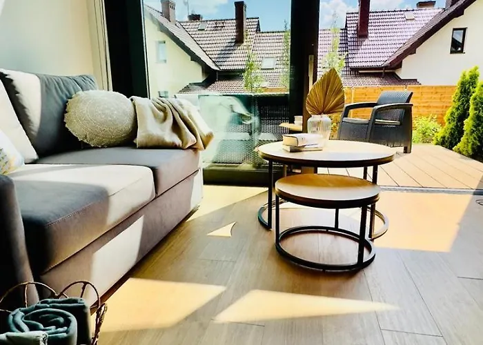 Garden Zielonki 14e Semesterbostad *